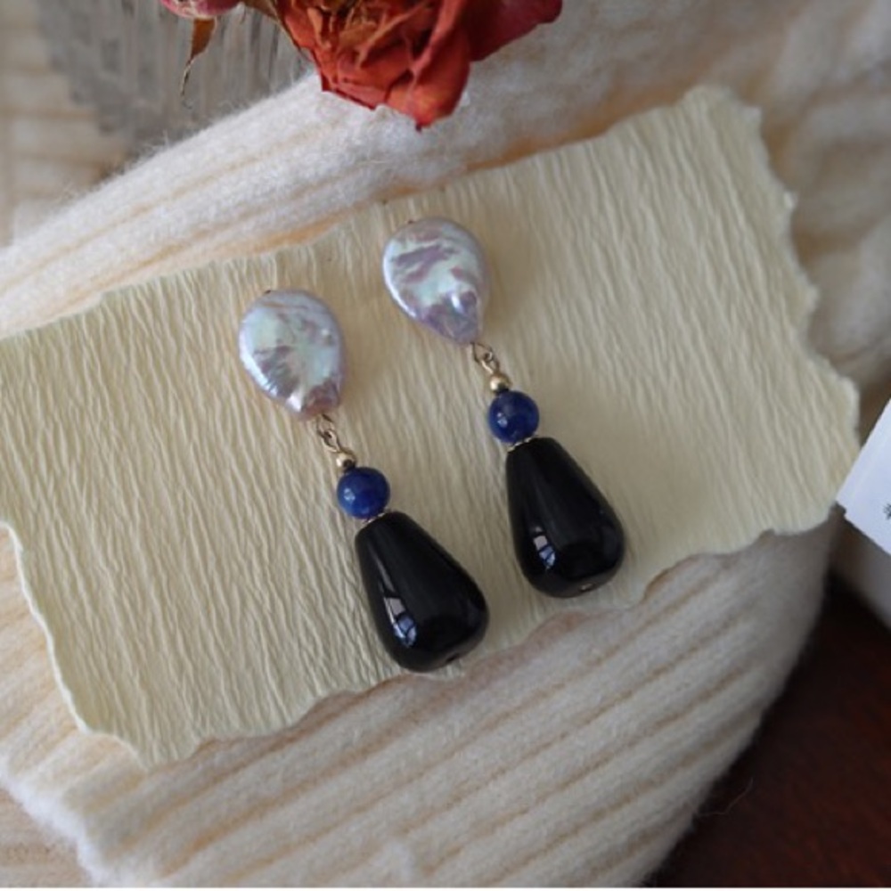 Baroque pearl kyanite black onyx earrings
